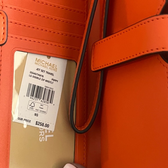 Mirella Medium Poppy Leather Tote Bag with wallet - Picture 5 of 8